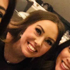 Meet your Posher, Nichole